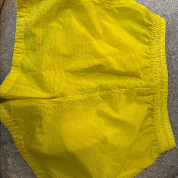 Outdoor Voices Yellow Women's Cargo Shorts - Picture 2 of 9